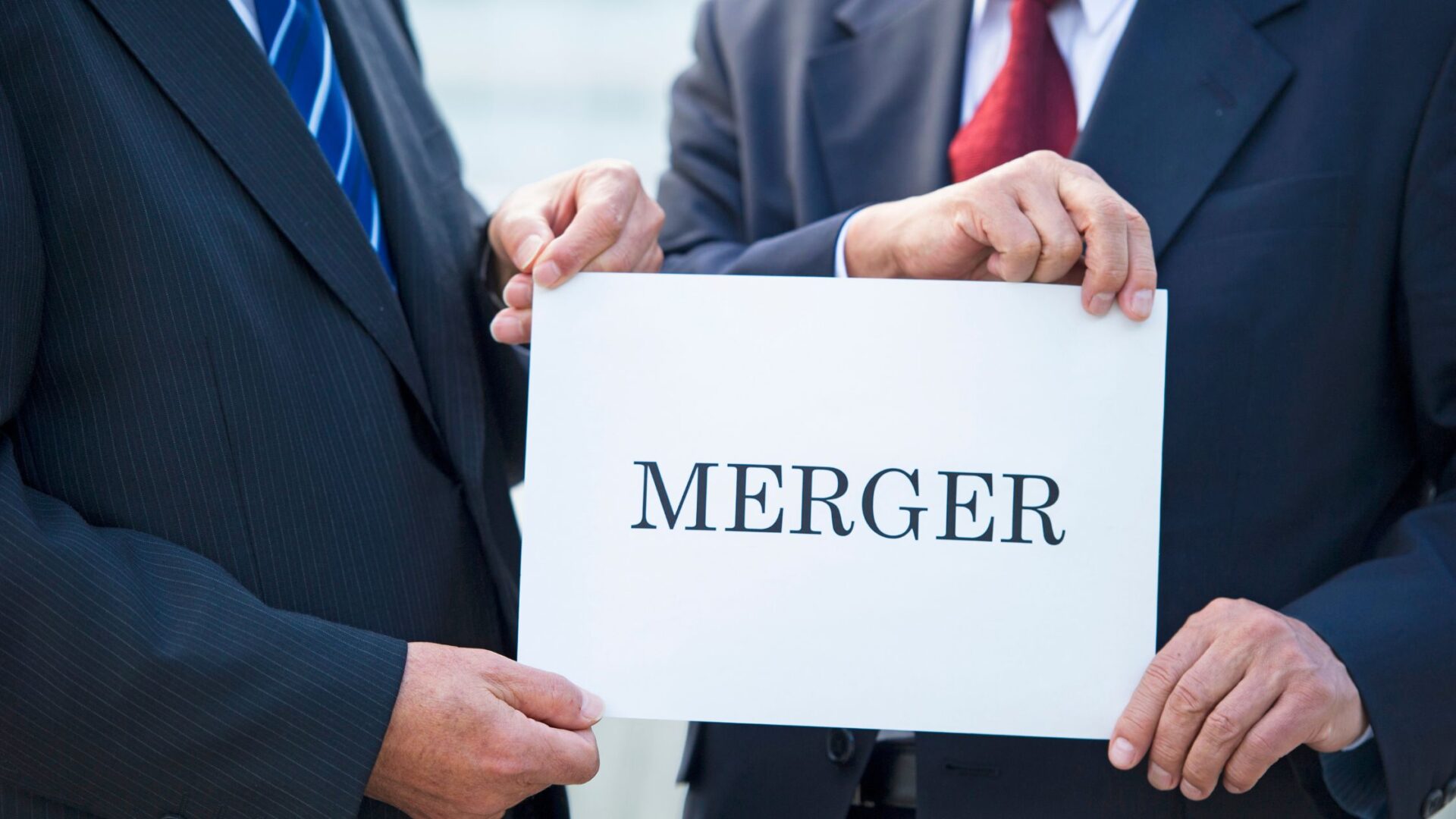 Difference Between Mergers & Acquisitions